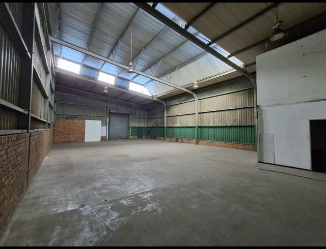 470M² WAREHOUSE TO LET IN BENROSE